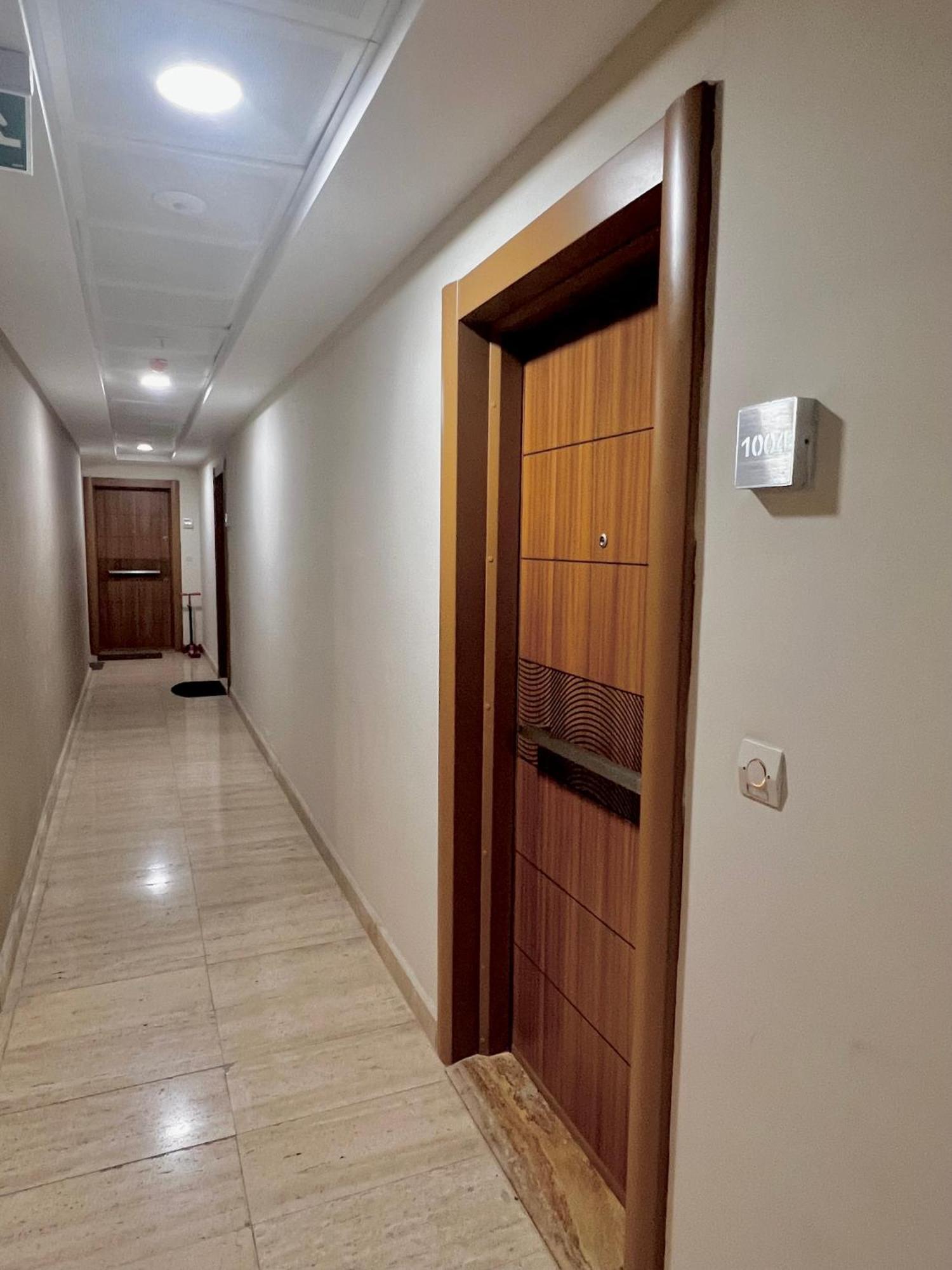 Apartments With Sea And Mountain Views, Portа Batumi Tower Экстерьер фото