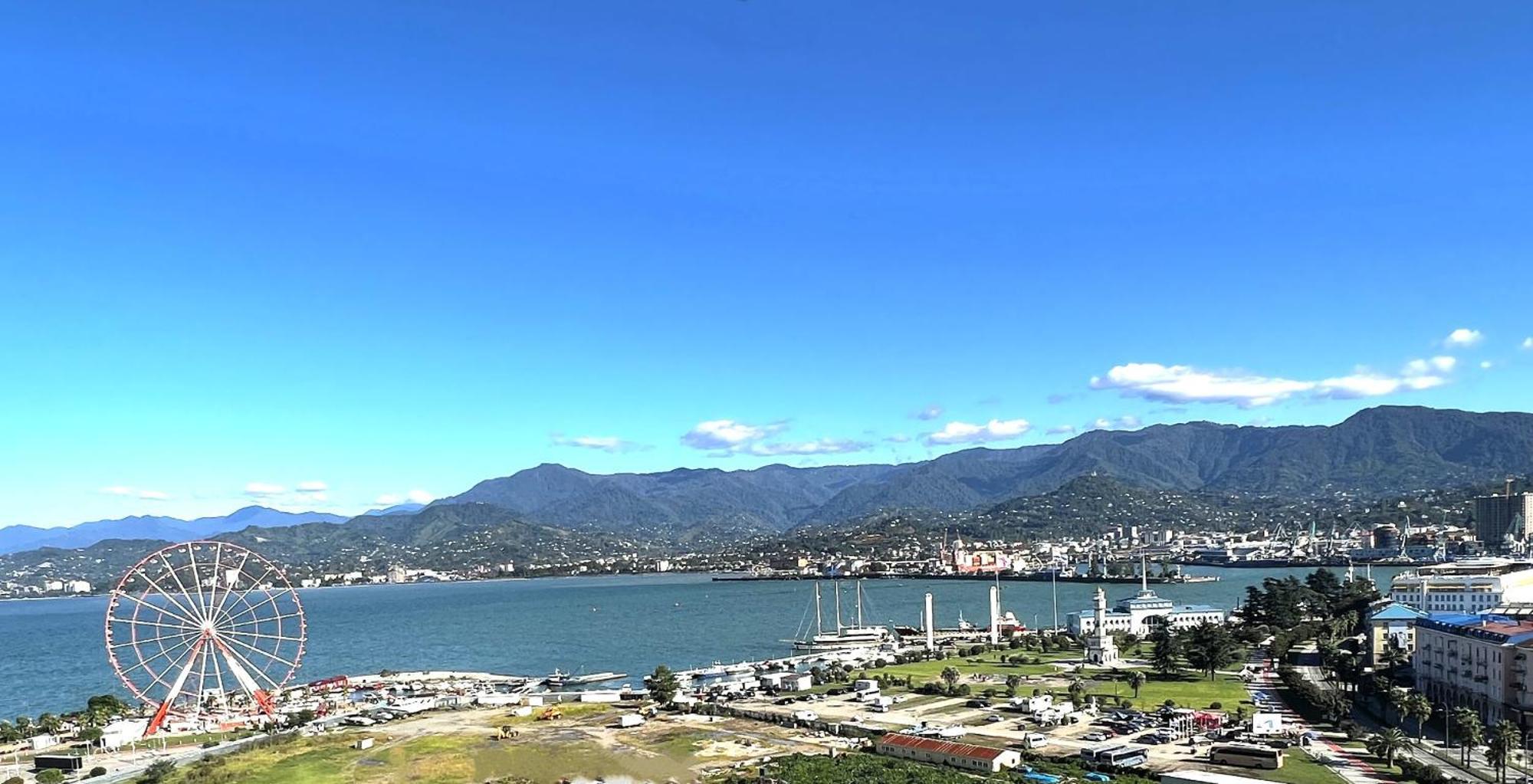 Apartments With Sea And Mountain Views, Portа Batumi Tower Экстерьер фото
