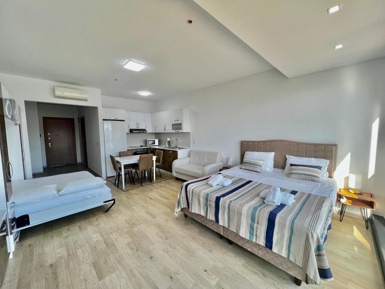 Apartments With Sea And Mountain Views, Portа Batumi Tower Экстерьер фото