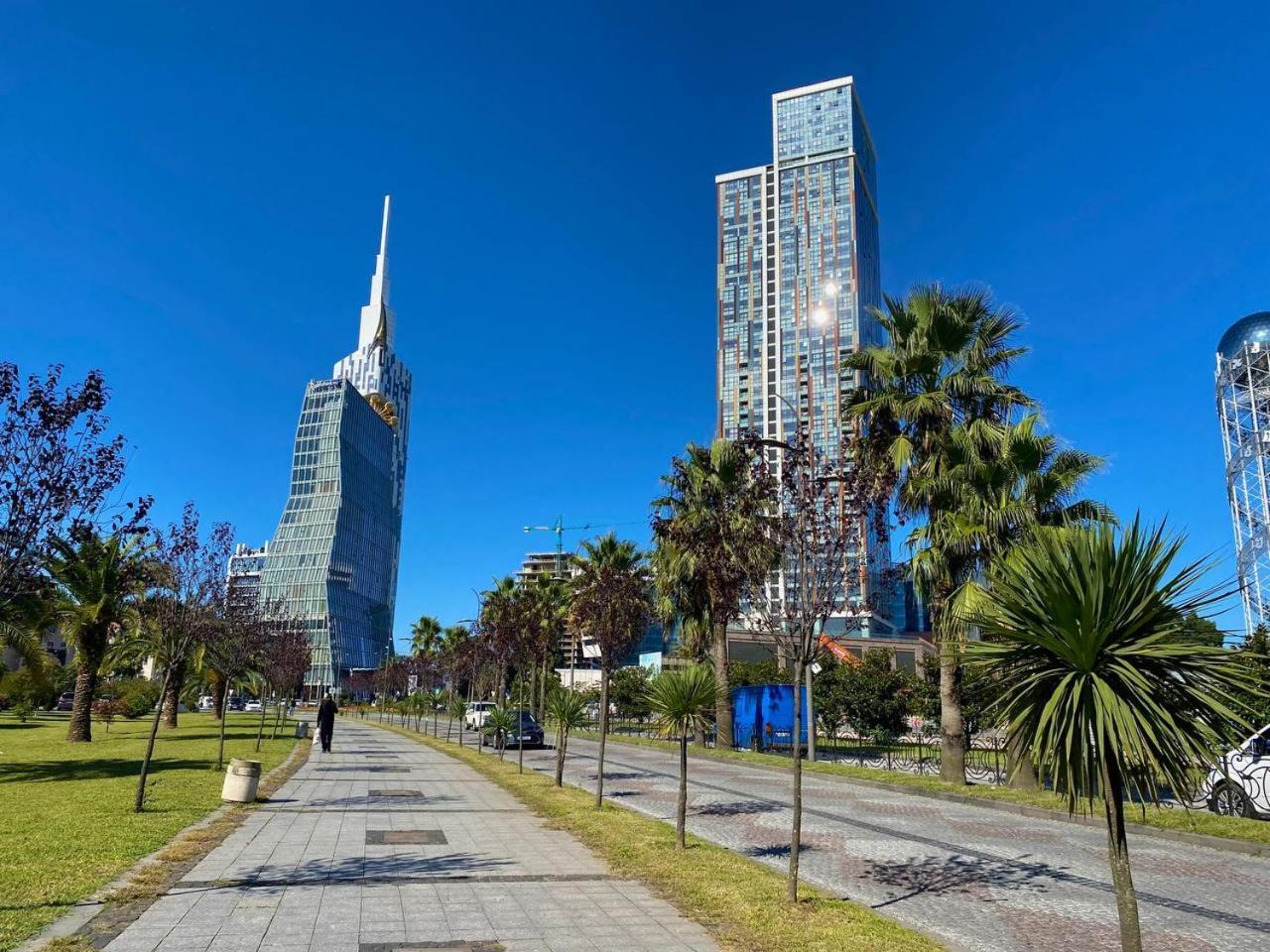 Apartments With Sea And Mountain Views, Portа Batumi Tower Экстерьер фото