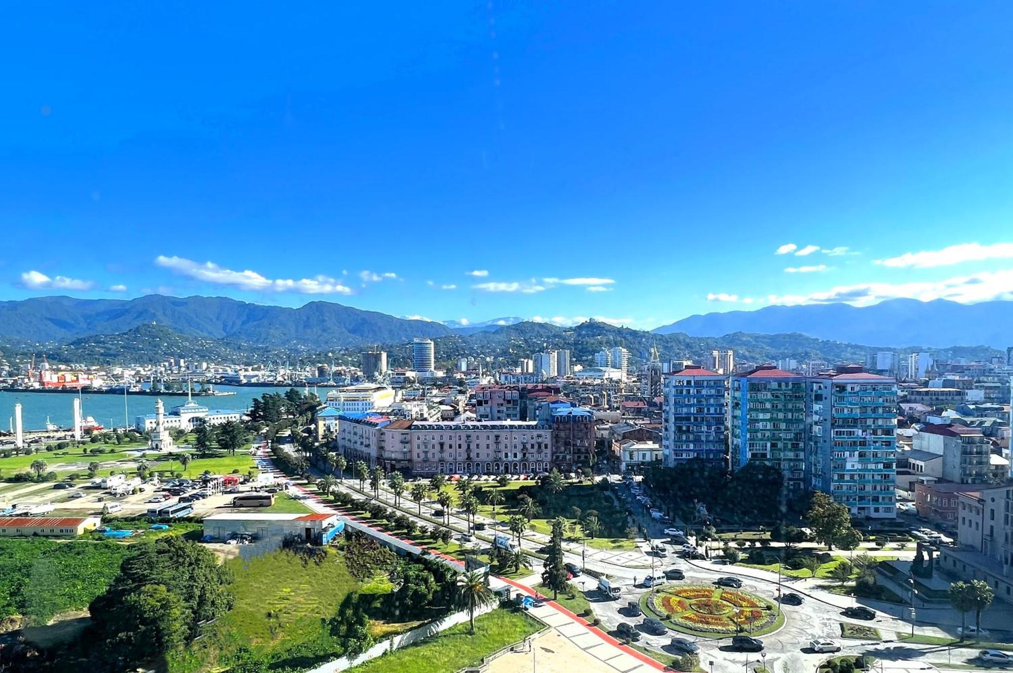 Apartments With Sea And Mountain Views, Portа Batumi Tower Экстерьер фото